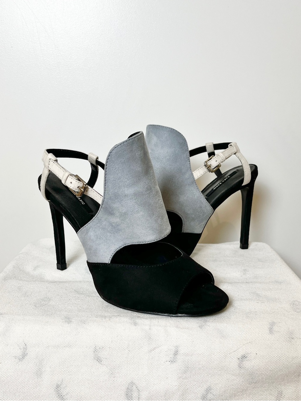 Zara Colorblock Suede Peep-Toe Slingback Stiletto Heels Black/Gray – EU 39 - Picture 2 of 11